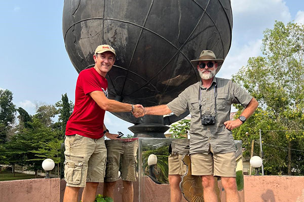 Equator Photo 600x400